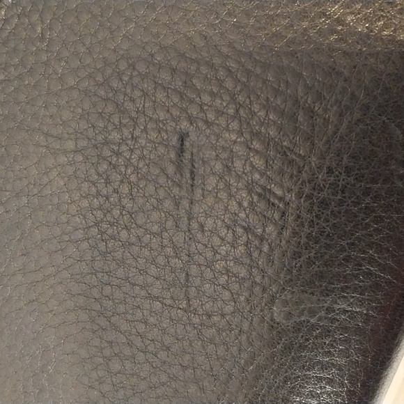 Black Pebbled Leather Turn-lock Notebook/Passport/Wallet-Coach Label, no Pen - Picture 9 of 10